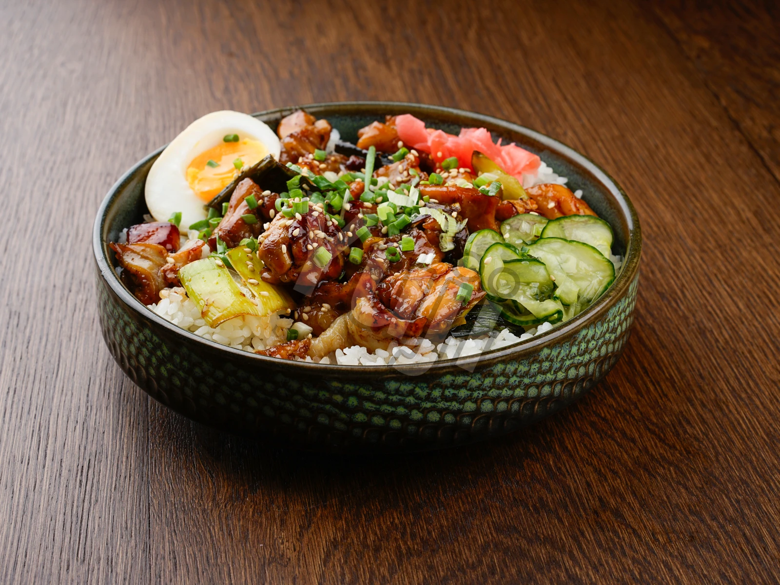 (D2) Chikin Don 鶏丼